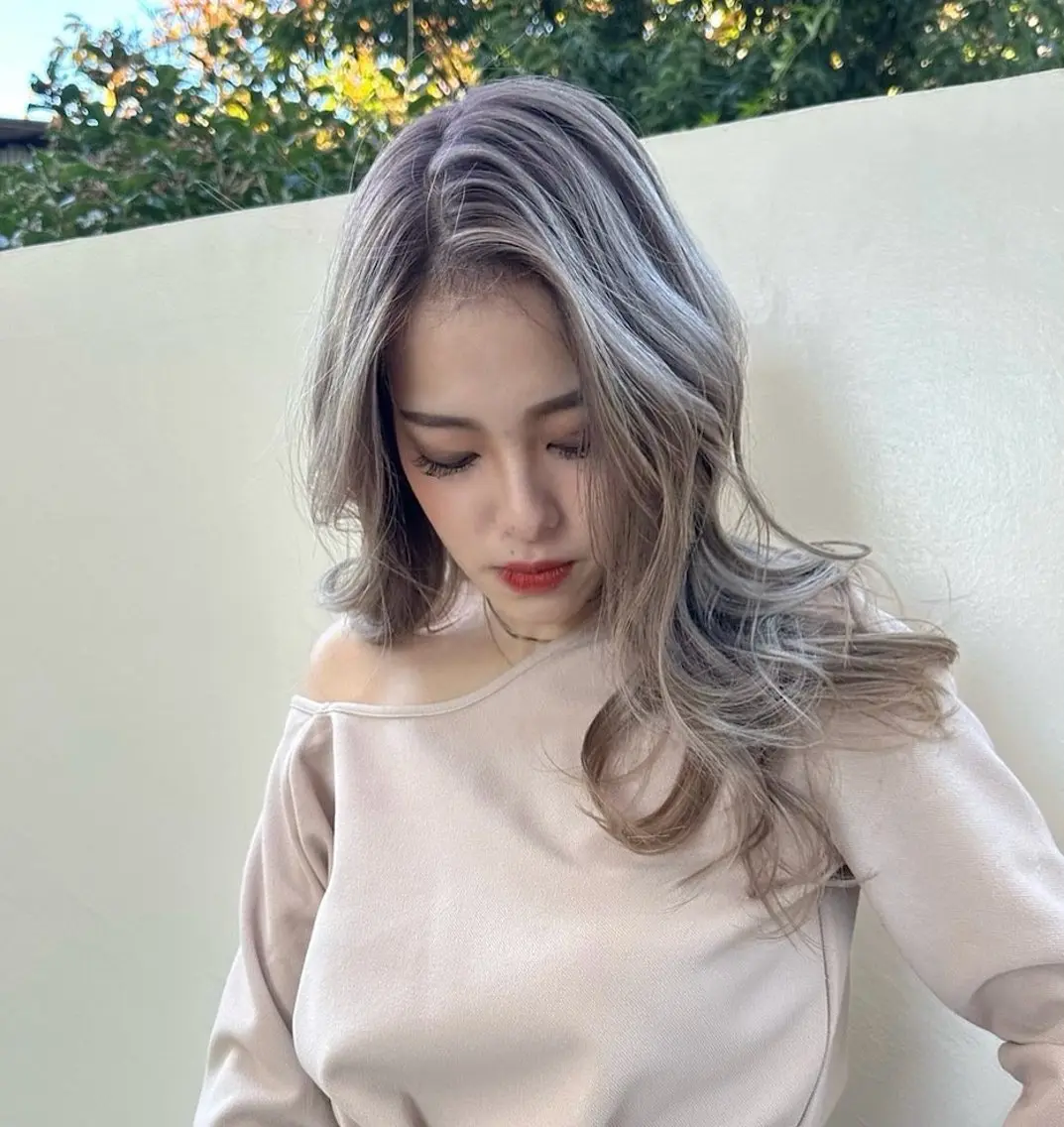 ロング カラー バレイヤージュ レイヤーカット ロング デザインカラー⭐️ Yamauchiのヘアスタイル