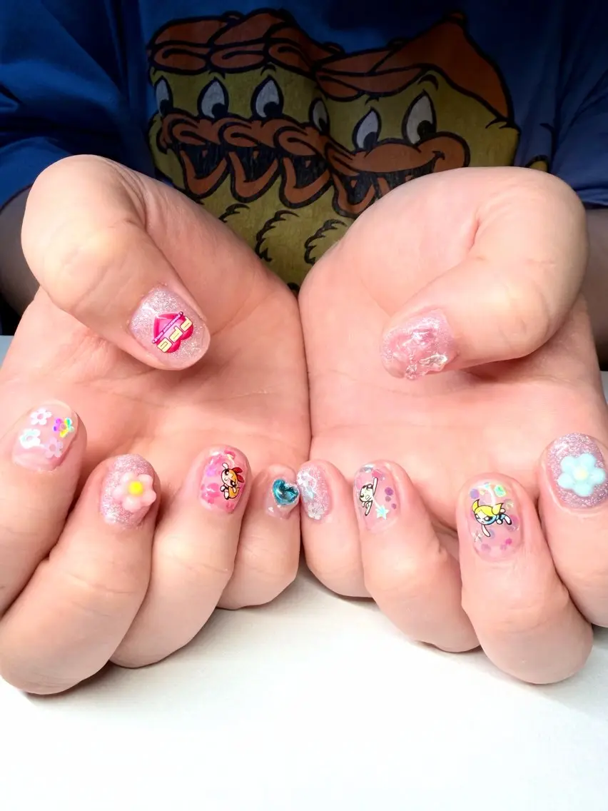 ネイル ハンドネイル フットネイル ILLO mayoのネイルデザイン