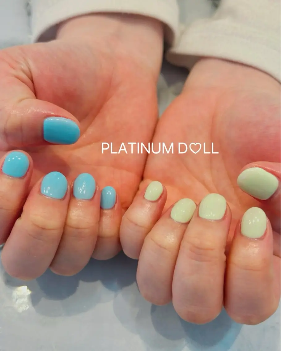 ネイル グラデーション オフィスネイル ワンカラーネイル シンプルネイル ハンドネイル 🎀大人nail /NOISMはな🎀のネイルデザイン