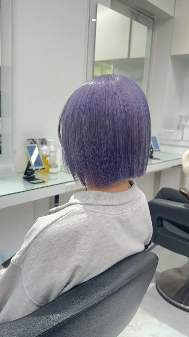 ミディアム カラー ヘアアレンジ ヘアカラー トリートメント ヘッドスパ ヘアセット ウルフカット×ハイ トーン職人🤍ゆうひのヘアスタイル