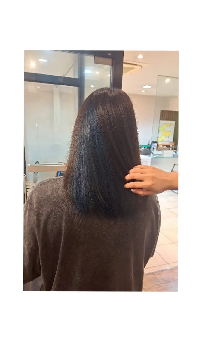 ミディアム カラー インナーカラー 香川 瑞希のヘアスタイル