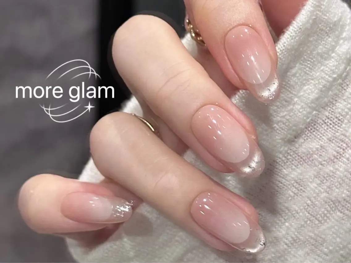 ミディアム more glam 原宿店のネイルデザイン