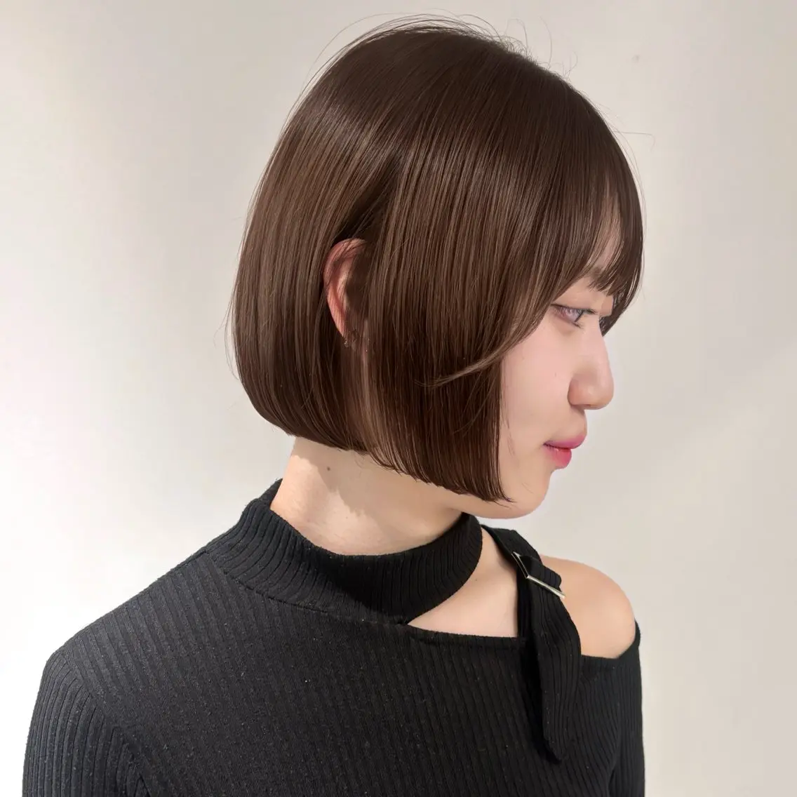 ショート ボブ 横岡 亜香里のヘアスタイル