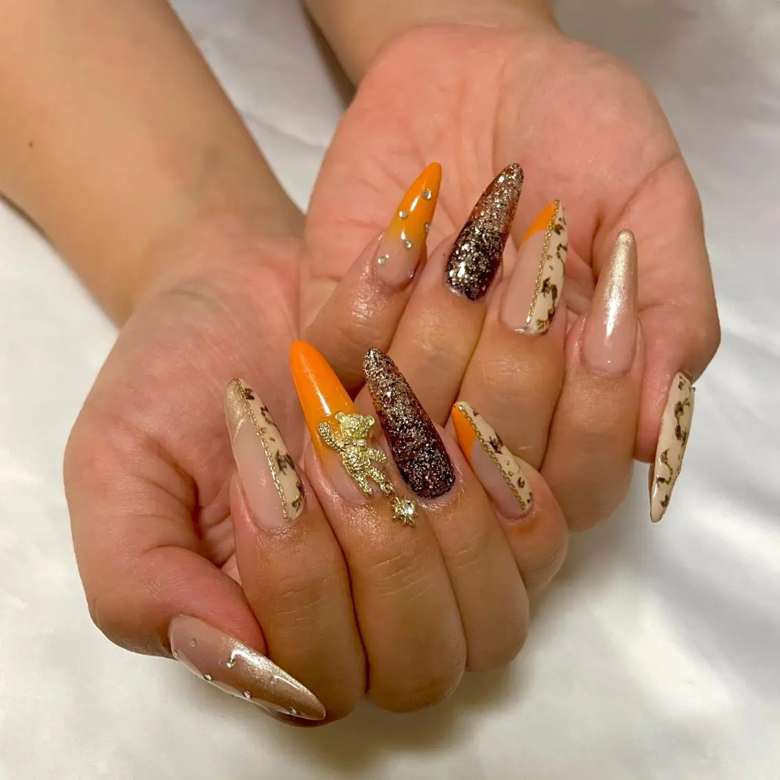 ネイル アートネイル 長さ出し ネイルチップ ハンドネイル 青木 ひろえのネイルデザイン