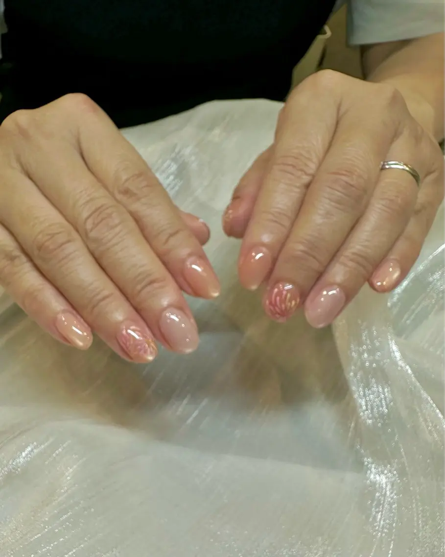 ネイル マグネットネイル オフィスネイル 夏ネイル ハンドネイル Sei ｜ cres nailのネイルデザイン