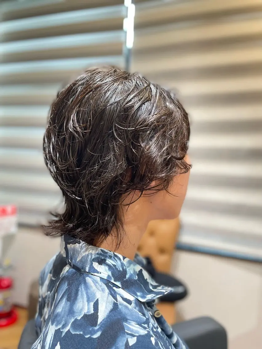 セミロング カット パーマ 山本 純平のヘアスタイル