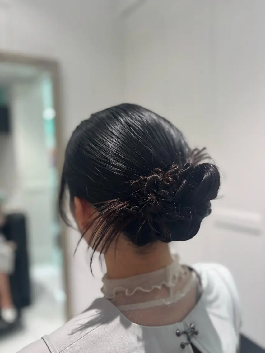 ロング ヘアセット 透明感グレージュ/ 縮毛矯正/静岡のヘアスタイル