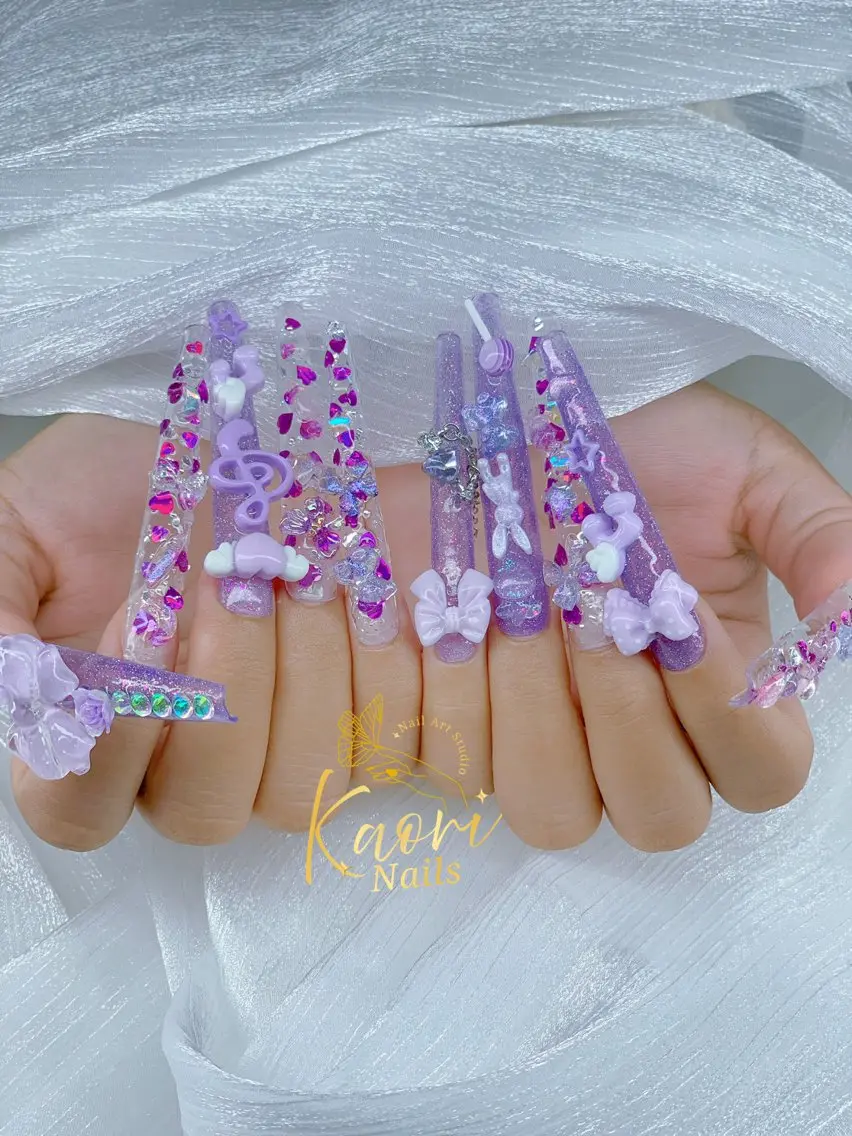 ネイル キラキラネイル 韓国ネイル ロングネイル リボン スカルプネイル ハンドネイル Kaori Nailのネイルデザイン