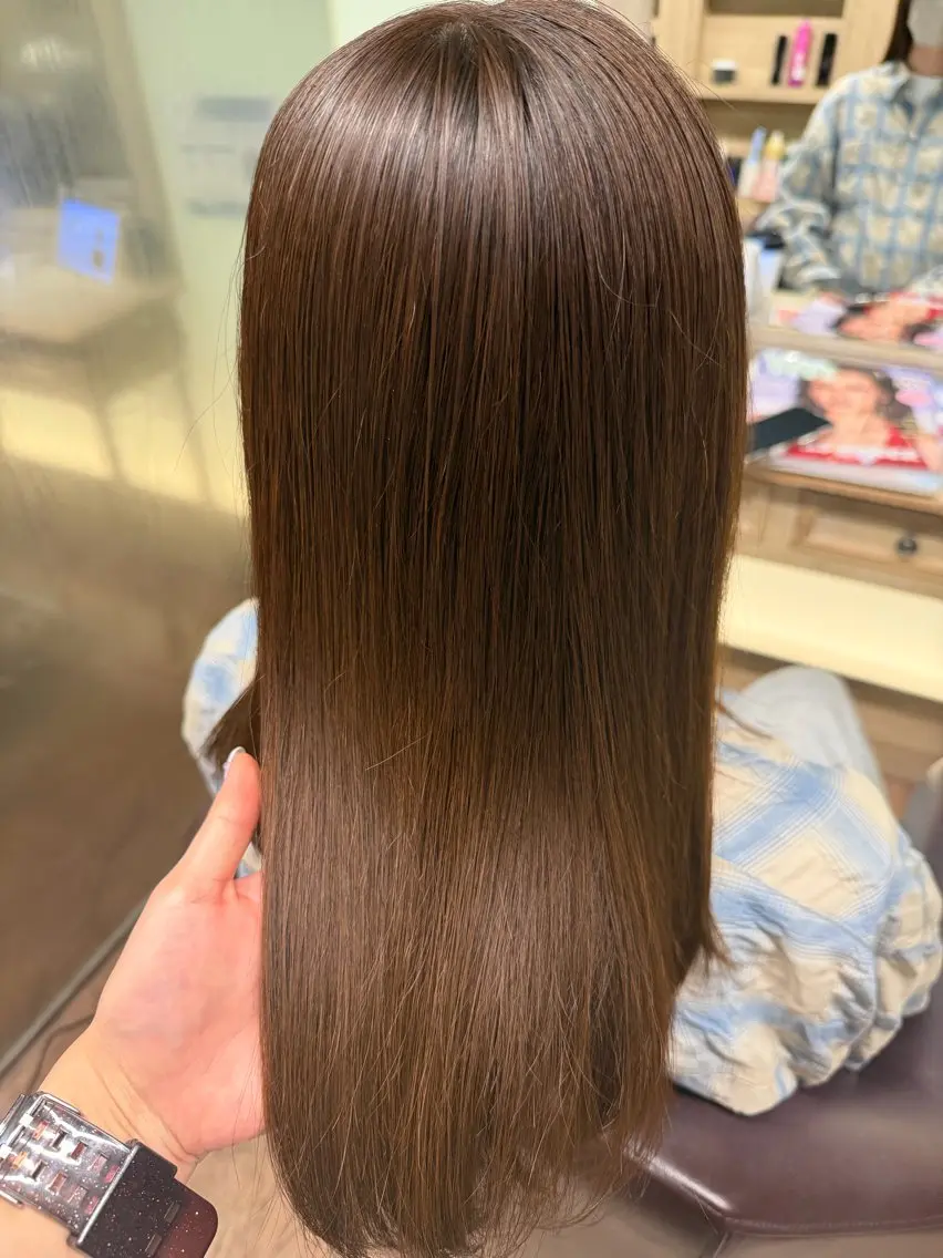 セミロング カラー カット ヘアカラー トリートメント 村岡 希蘭のヘアスタイル