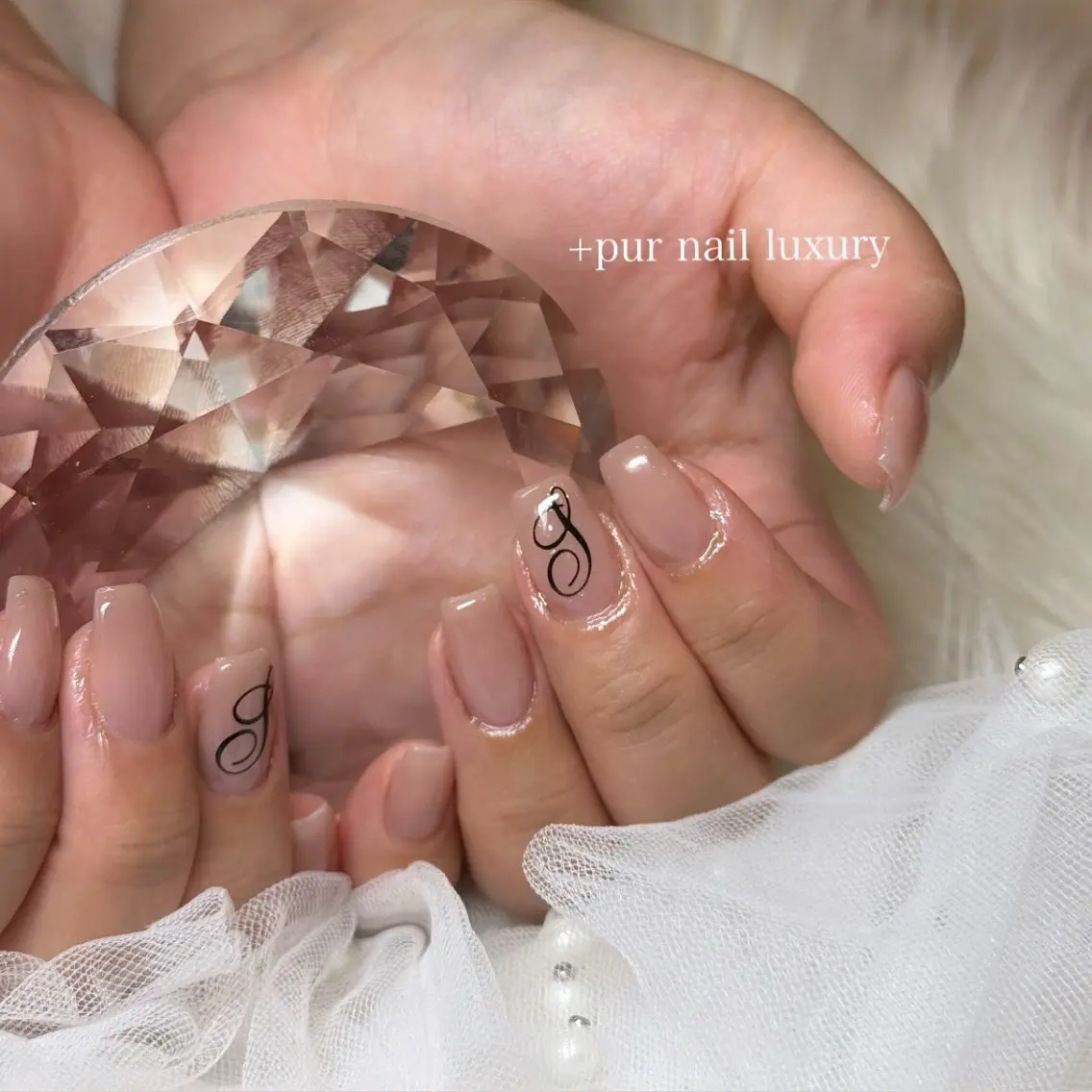 ネイル +pur  nail luxury店のネイルデザイン