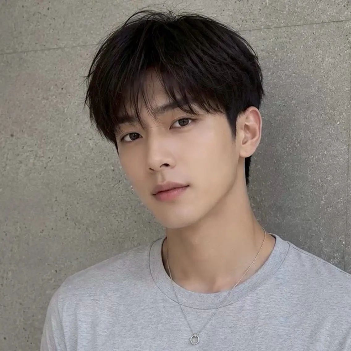 カラー パーマ メンズ センターパート コンマヘア メンズ韓国風 韓国マッシュ マッシュ 韓国ヘア/ レイヤー/Rumiのヘアスタイル