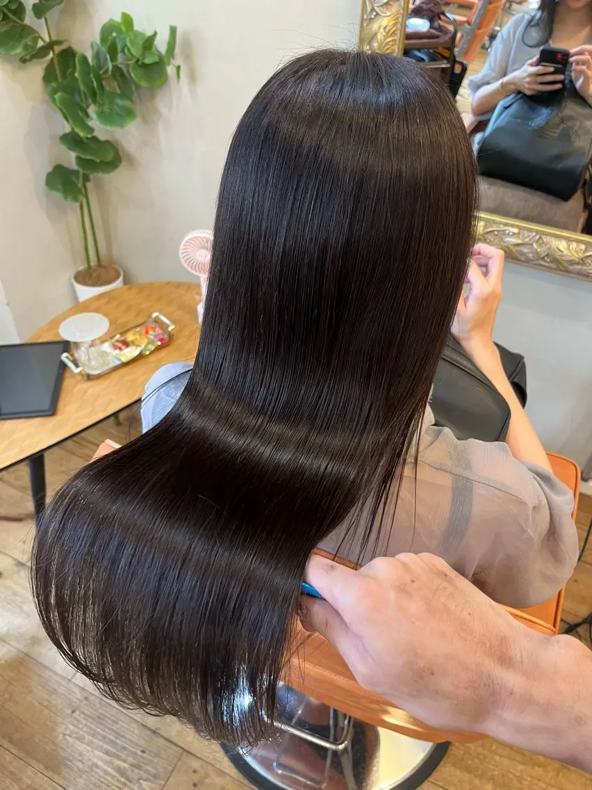 ロング ⚪️髪質改善 縮毛 店長 コウ⚪️のヘアスタイル