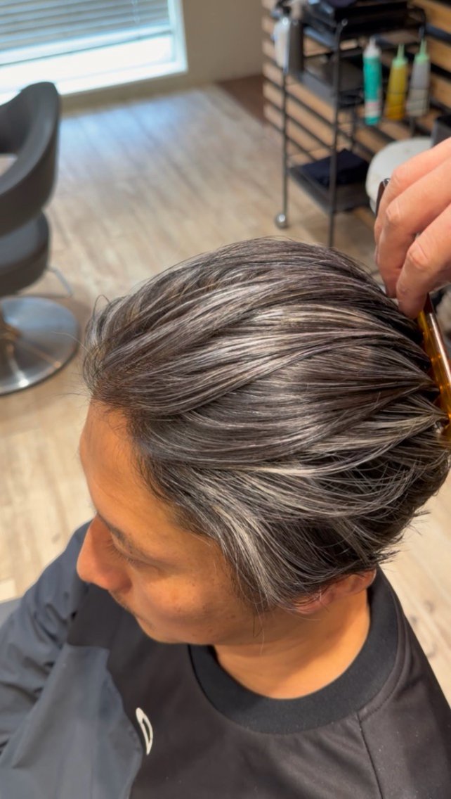 ショート カラー メンズ メンズハイライト ハイライトカラー ハイライト カット ヘアカラー 大久保 隆蔵のヘアスタイル