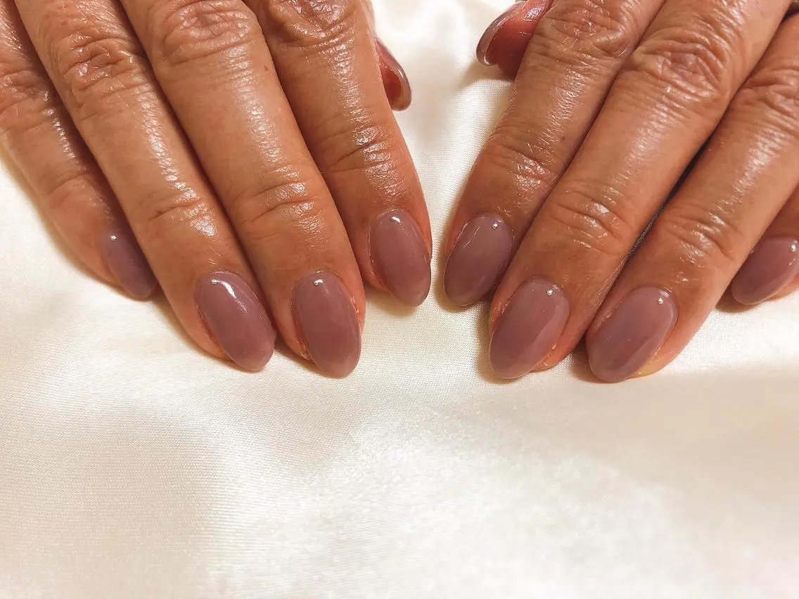 ネイル ワンカラーネイル ハンドネイル mogunail &blowのネイルデザイン