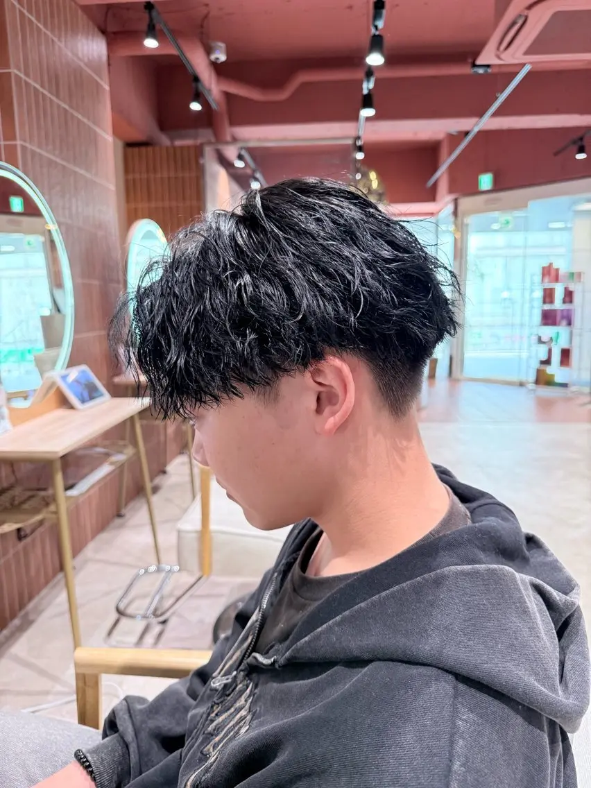 ミディアム ミディアムパーマ カット パーマ アキト🌙 メンズ特化🔥のヘアスタイル