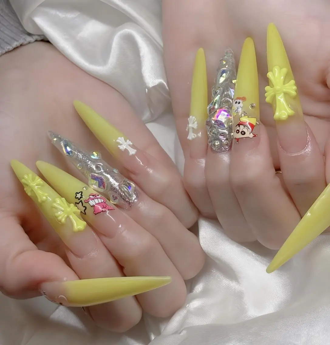 ネイル べっ甲ネイル チークネイル フラッシュネイル フラワーネイル フットネイル ハンドネイル Rin Nail Shinokuboのネイルデザイン