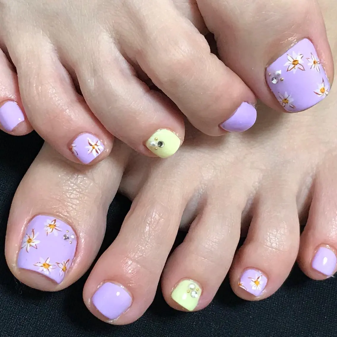ネイル フラワーネイル フットネイル ステラ marikominoのネイルデザイン