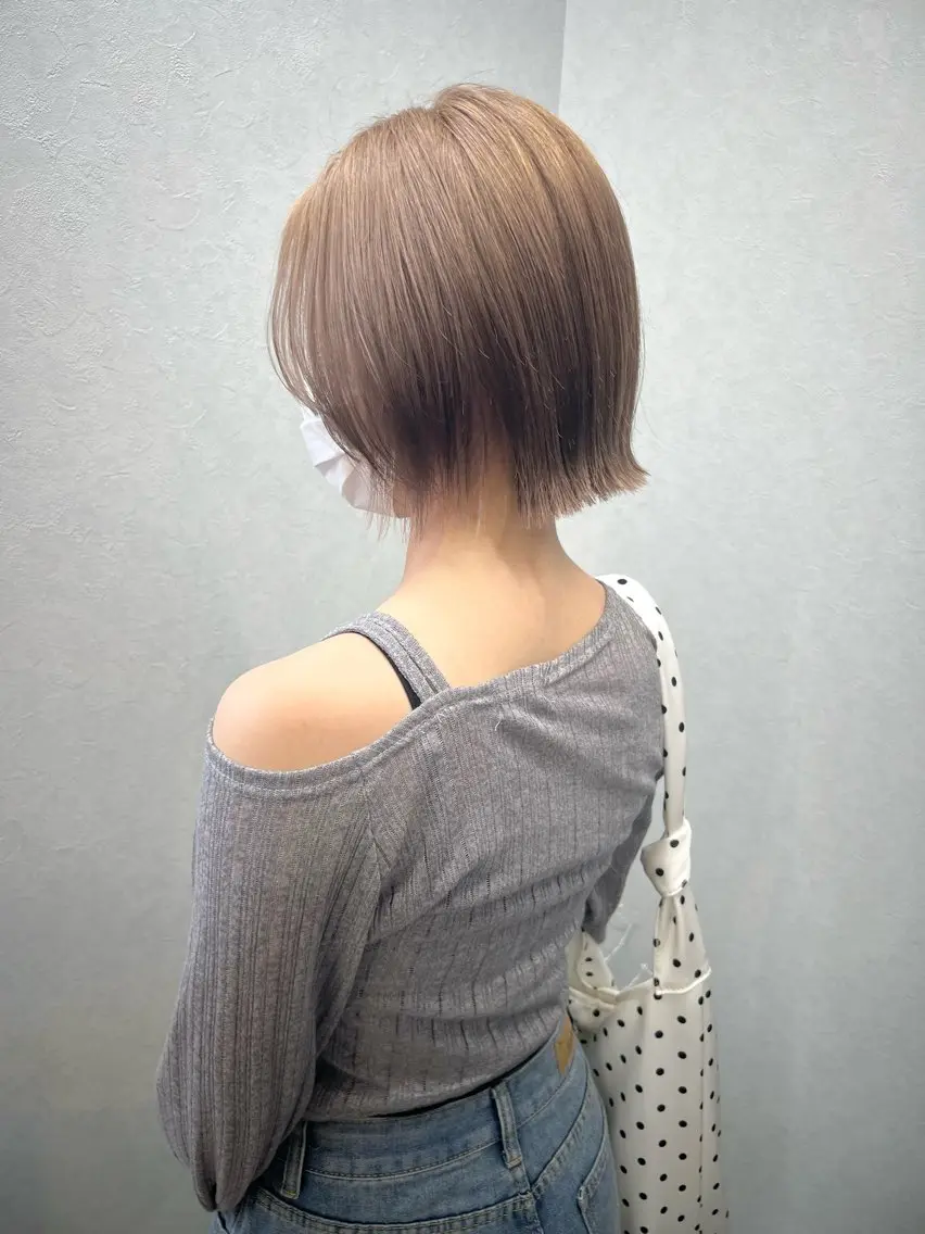ミディアム カット ヘアカラー 池本 勇大のヘアスタイル