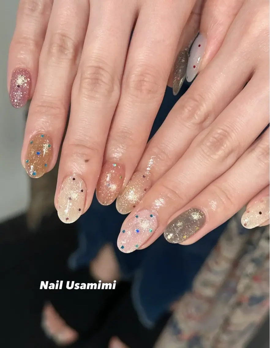 ネイル ドット マグネットネイル シンプルネイル 夏ネイル ハンドネイル 本町NailUsaM imi MOMOKAのネイルデザイン
