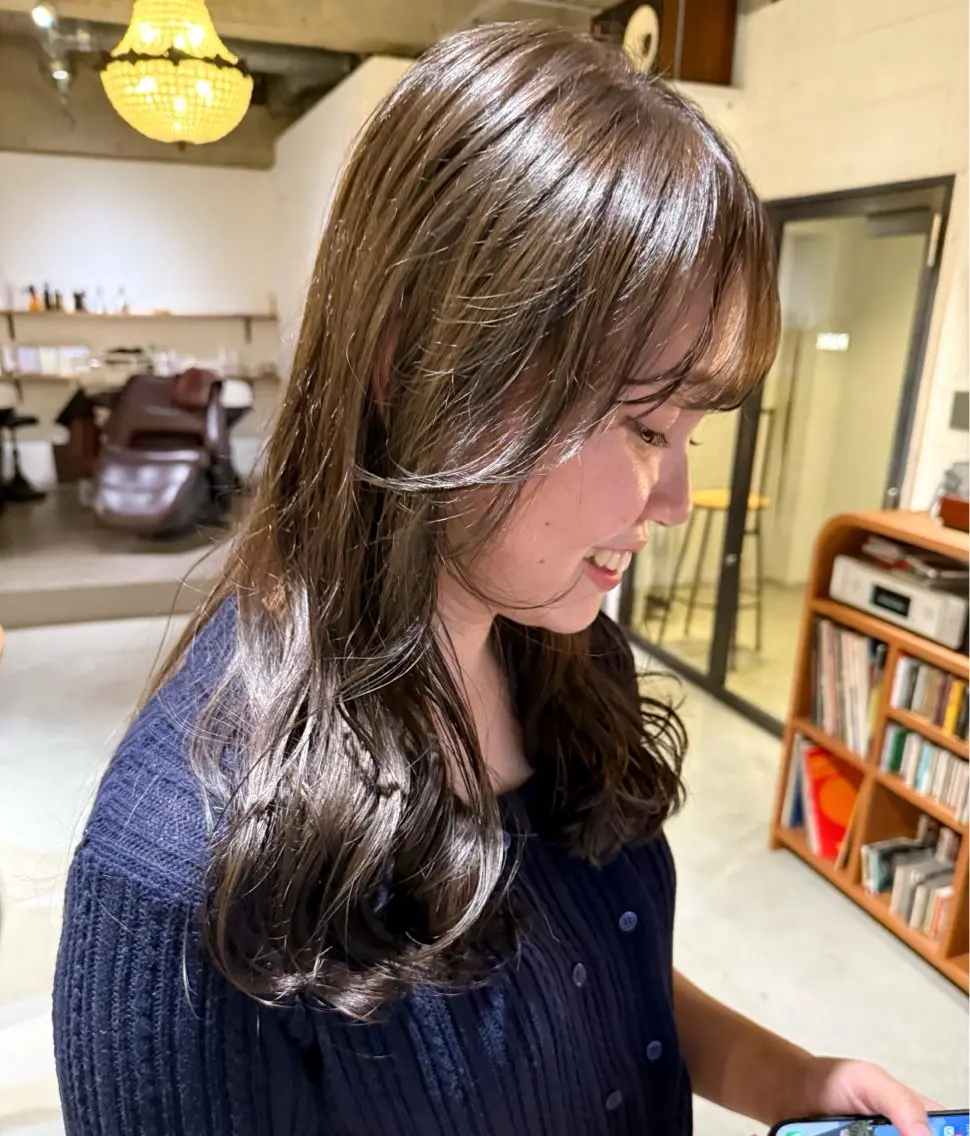 ロング カラー ブラウンカラー オリーブブラウン 才下 ゆいのヘアスタイル