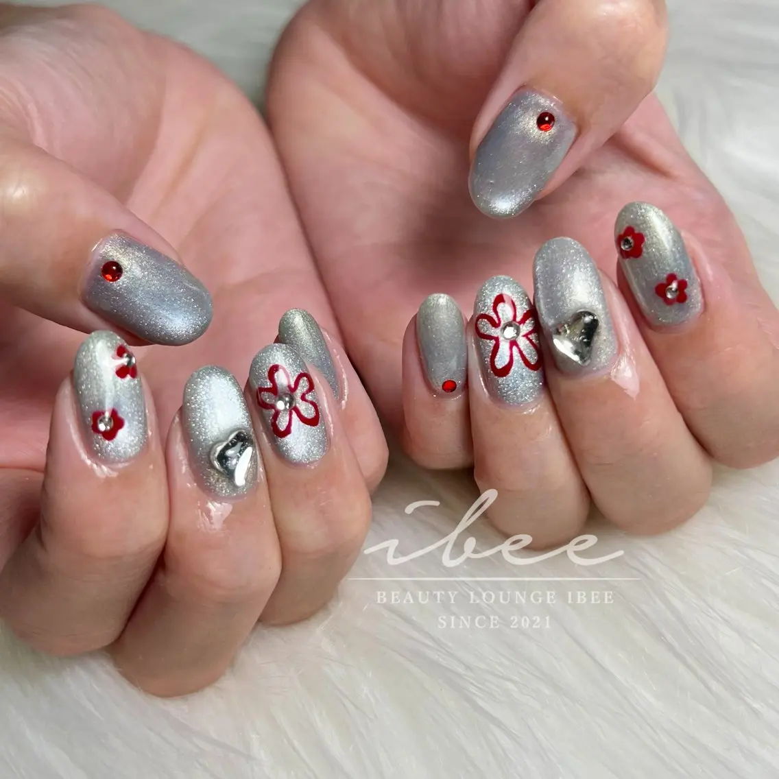 ネイル ハンドネイル ibee nail 🤍yumiのネイルデザイン