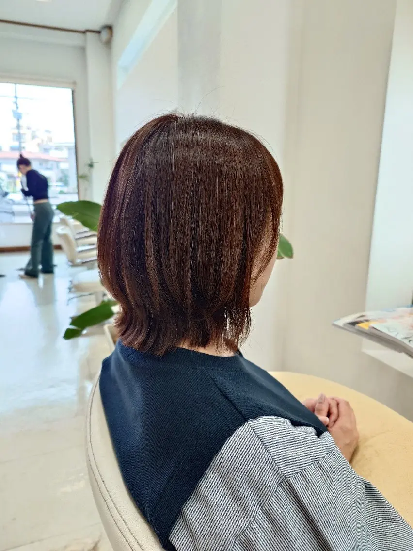 ミディアム カラー ボブ くびれヘア カット ヘアカラー トリートメント キンジョウ エナミのヘアスタイル