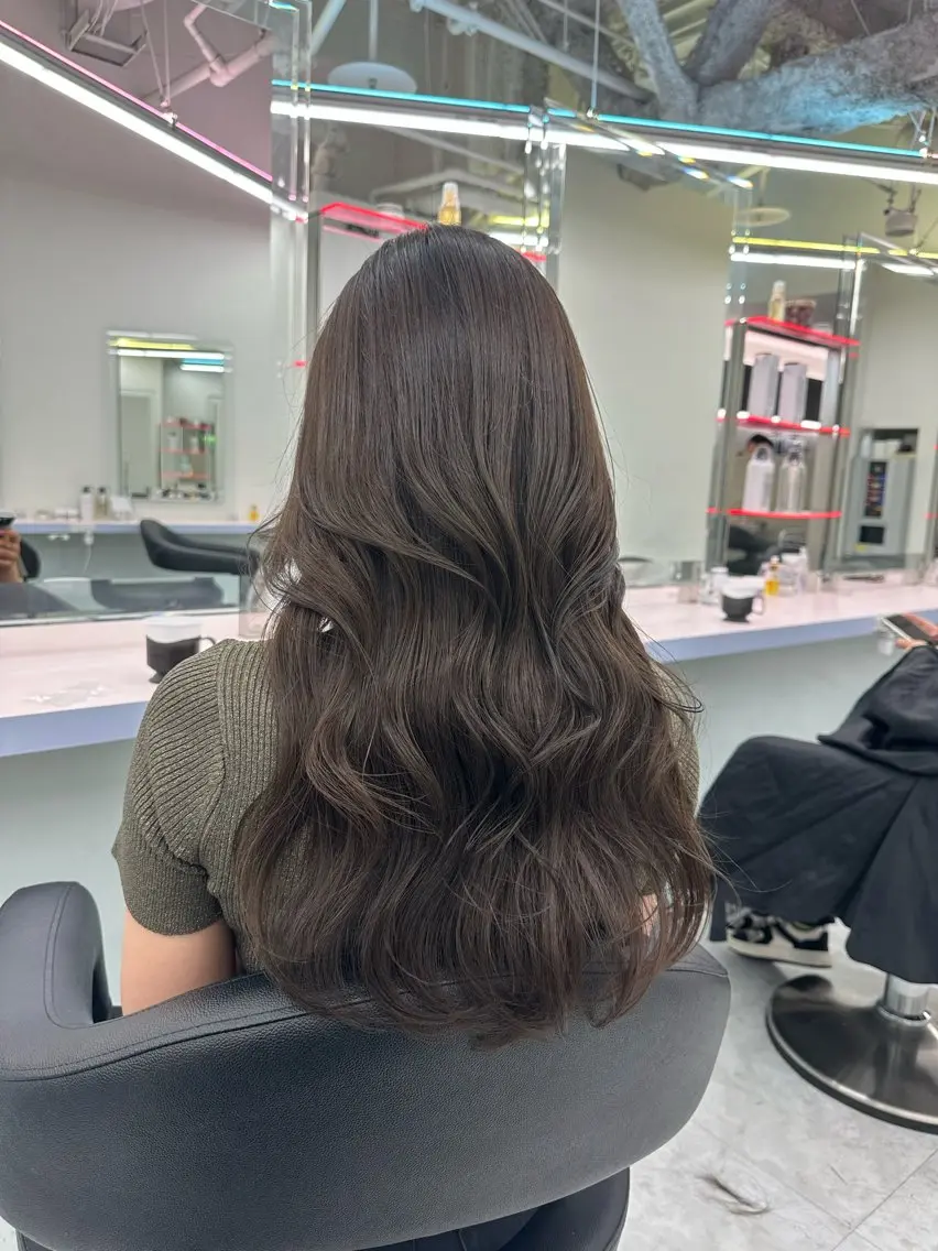 ロング カラー ヘアアレンジ メンズ ヘアカラー トリートメント ヘアセット 🌈トレンドヘア 🌈WATARU🌈のヘアスタイル