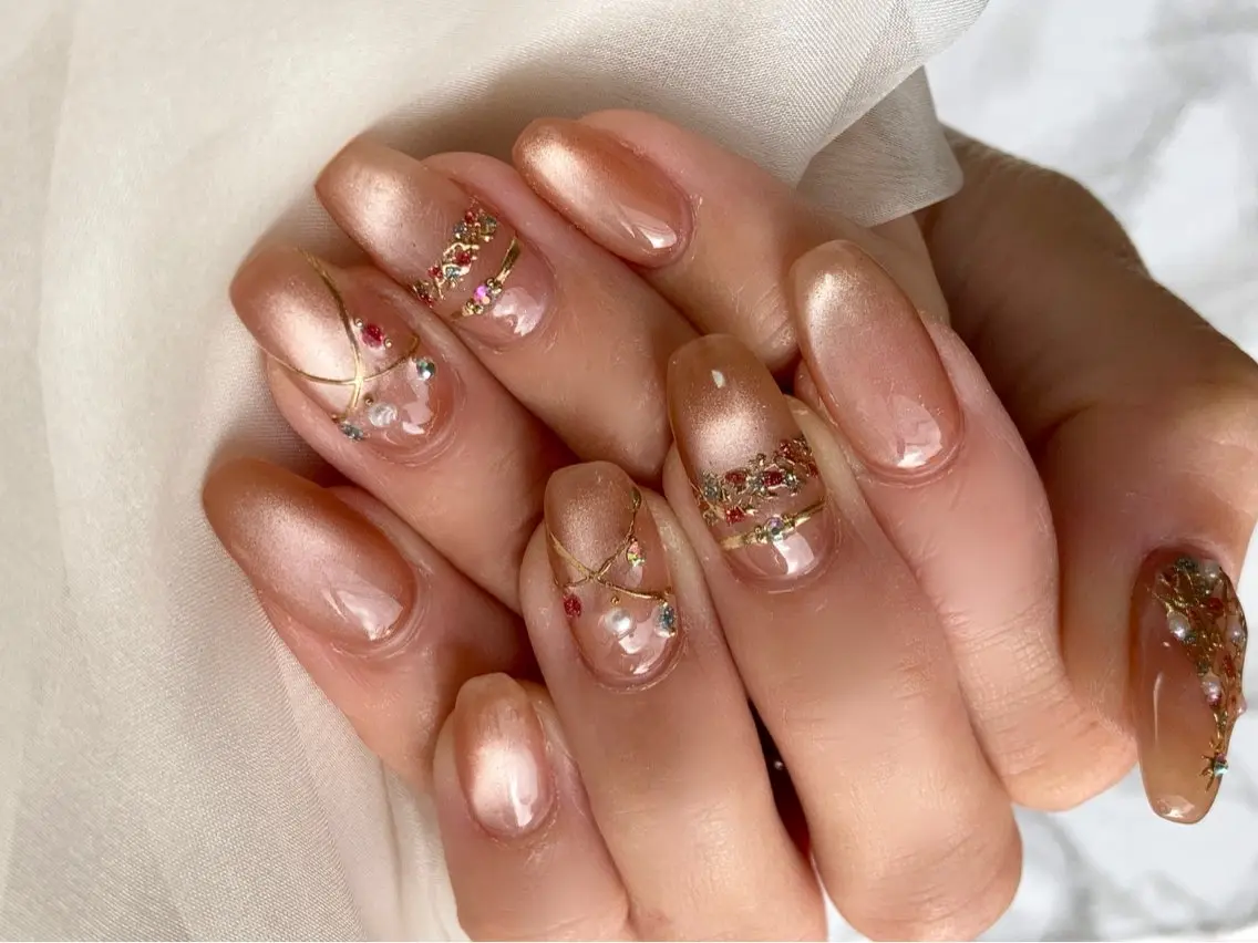 ネイル アートネイル 冬ネイル クリスマス nail salon アルストロメリアのネイルデザイン