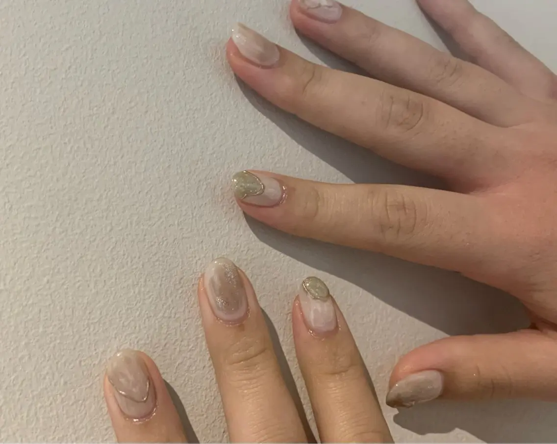 ネイル ニュアンスネイル ホワイト co nai_lのネイルデザイン