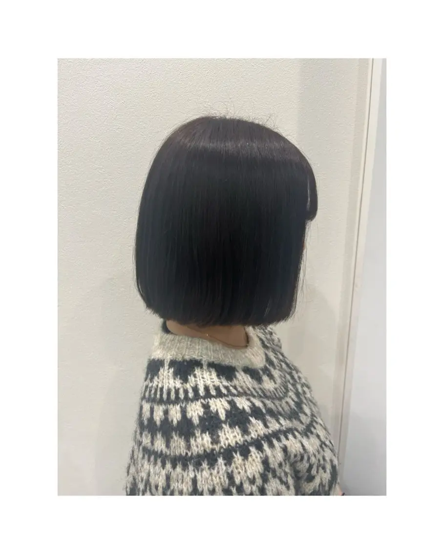 ミディアム 青柳 鈴菜のヘアスタイル