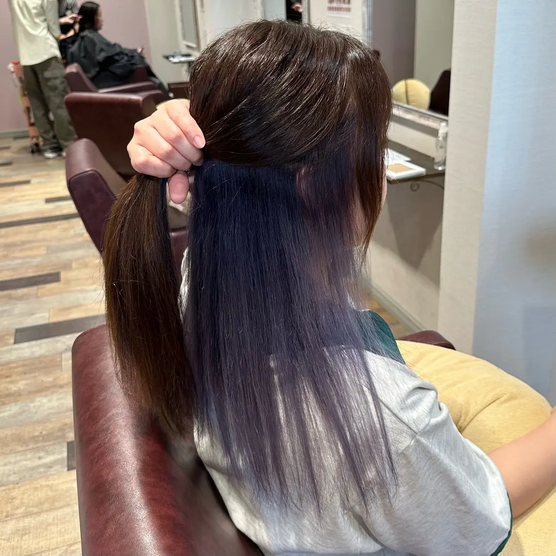 ロング カラー ブリーチ カット ヘアカラー トリートメント 柔らかいbeige ￤韓国￤🩰マユ🩰のヘアスタイル