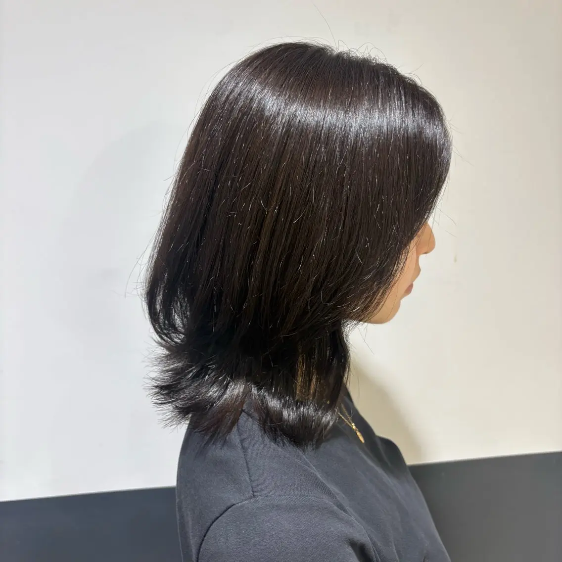 ミディアム ミディアムレイヤー レイヤーカット カット ヘアカラー トリートメント ボブ/外国人風カラー 🩵mikiのヘアスタイル