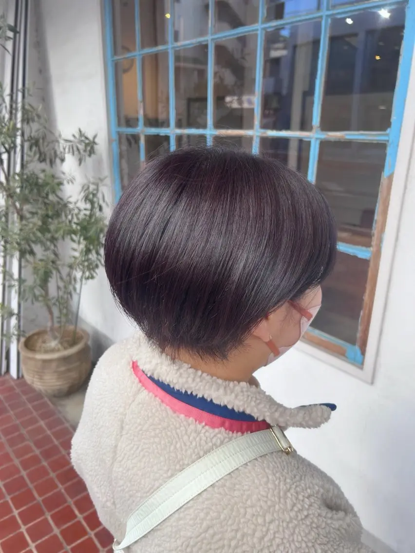ショート カラー ベージュカラー ピンクカラー カット ヘアカラー 田口 未侑のヘアスタイル