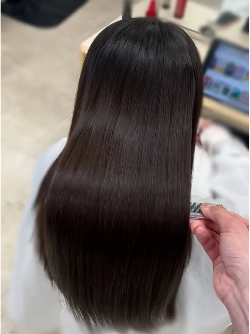 ロング シャドウパーマ／骨格 矯正カット　トモキのヘアスタイル