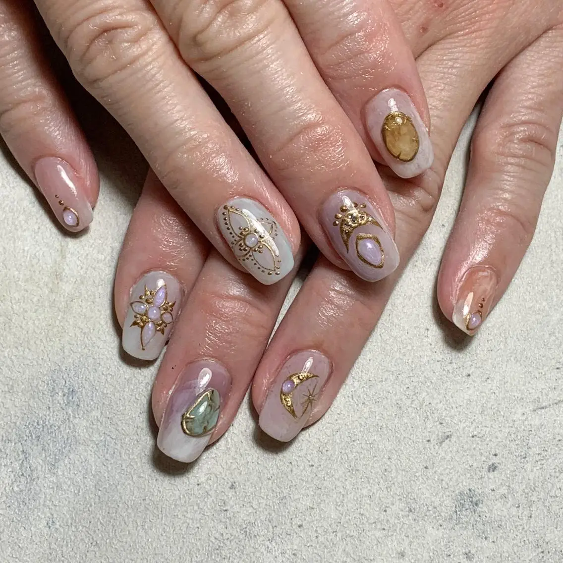 ネイル ハンドネイル FIORITURA aiのネイルデザイン