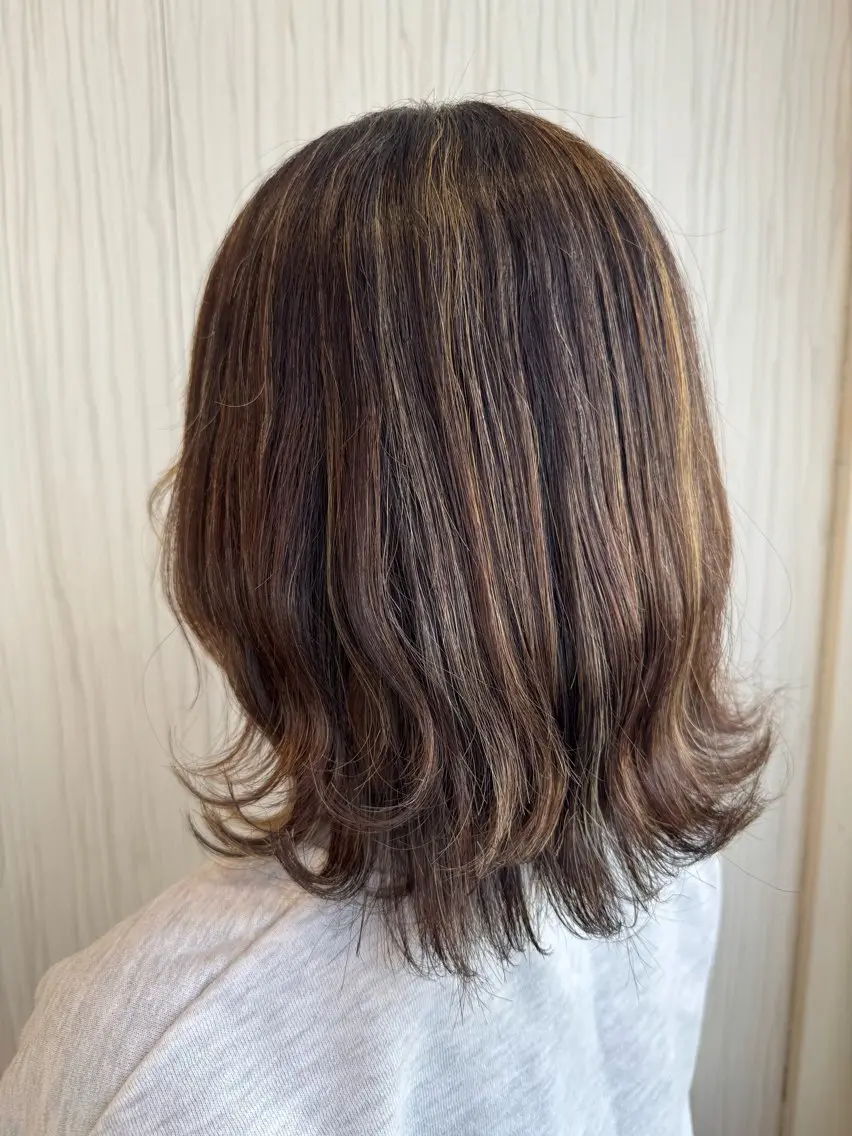 ミディアム ハイライト カット ヘアカラー 松尾 怜奈のヘアスタイル