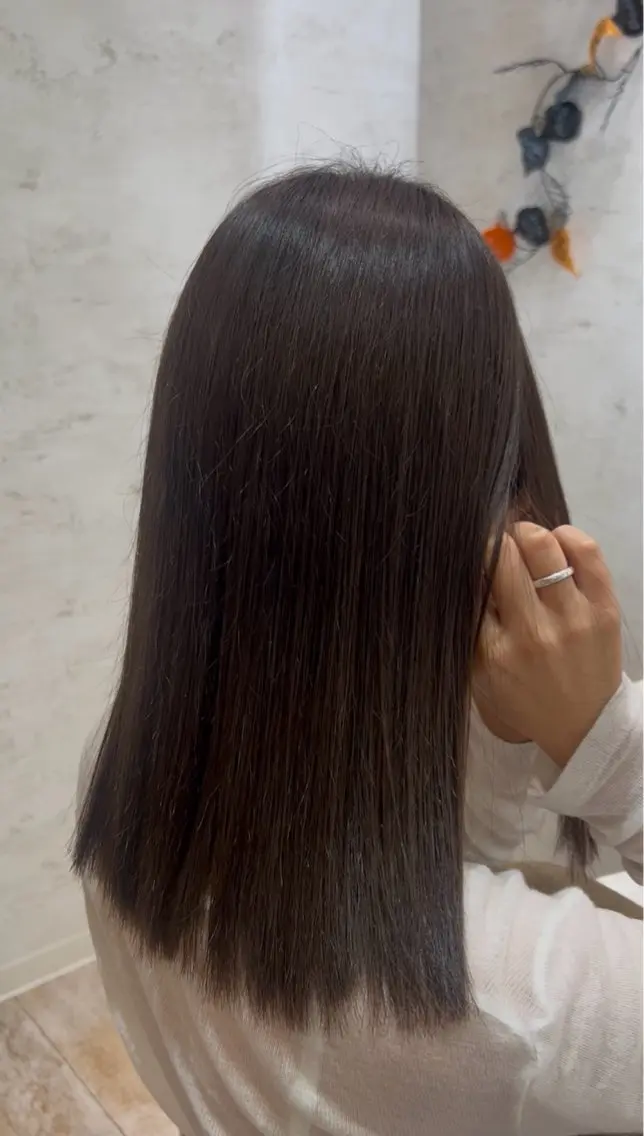 ミディアム 田中 千尋のヘアスタイル