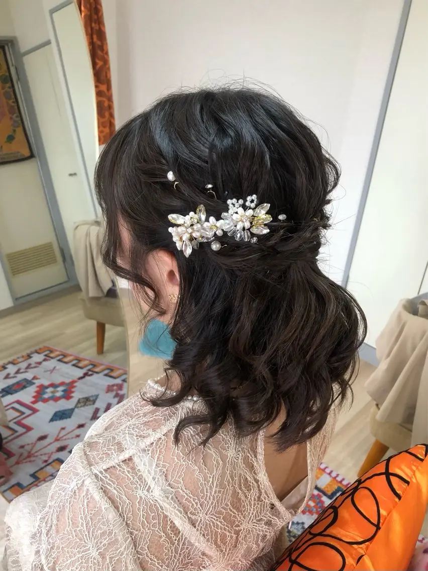 セミロング ヘアアレンジ ハーフアップ ヘアセット salon *meehoのネイルデザイン