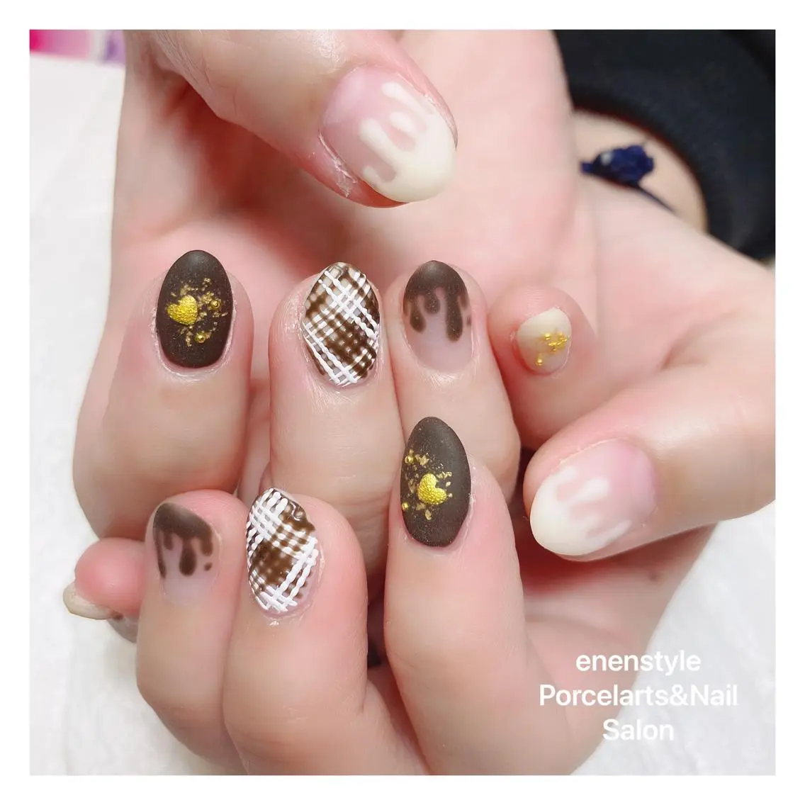 ミディアム ネイル ハンドネイル 🐾enen style 🐾のネイルデザイン