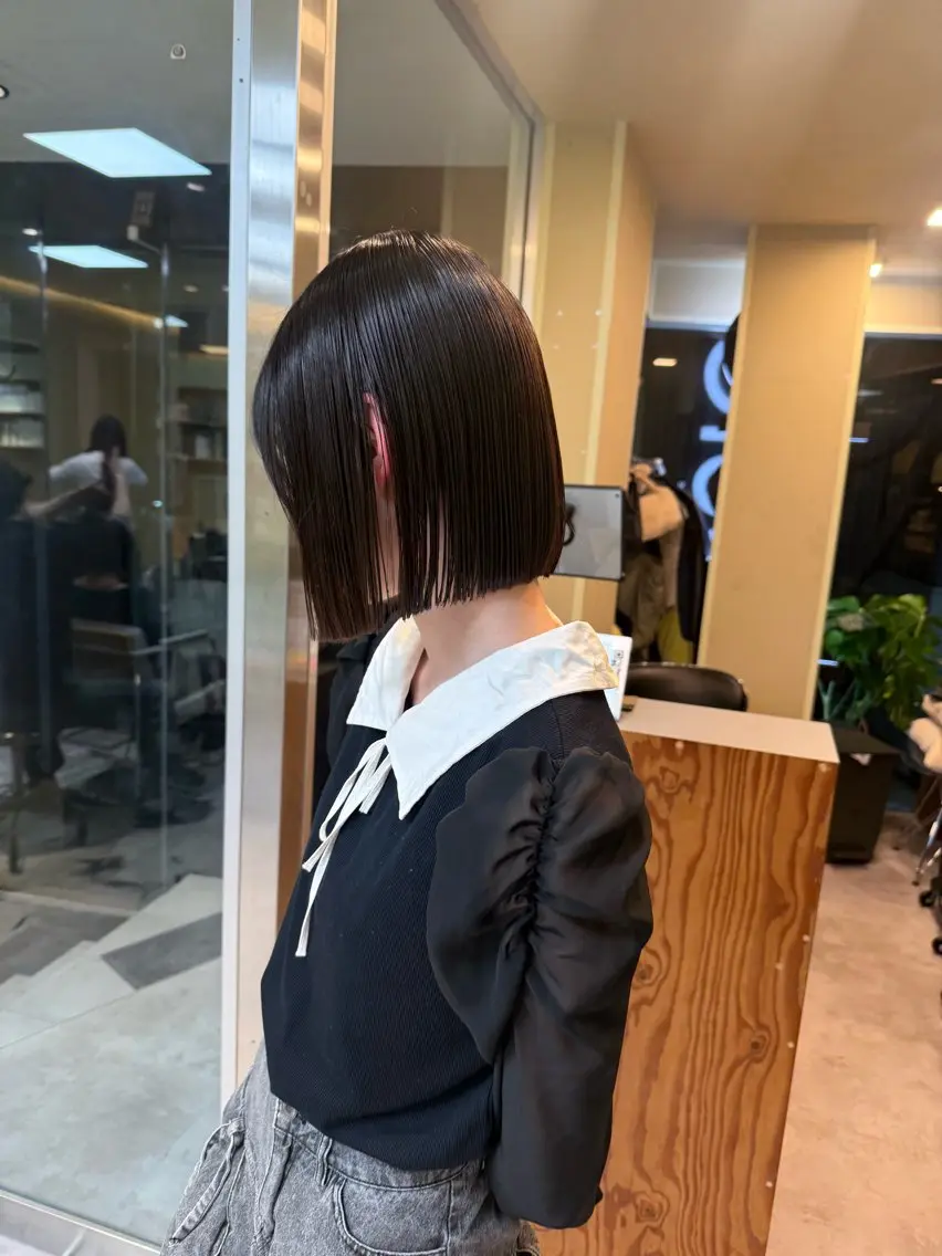 ショート カラー カット ヘアカラー トリートメント 伶風/ ボブのヘアスタイル