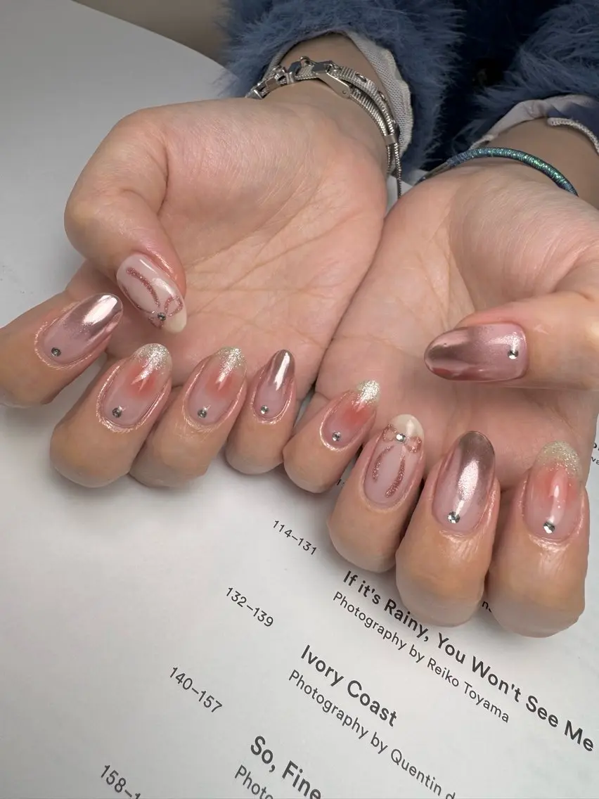 ネイル チークネイル ミラーネイル リボン ハンドネイル 白日-hakubi nail-のネイルデザイン