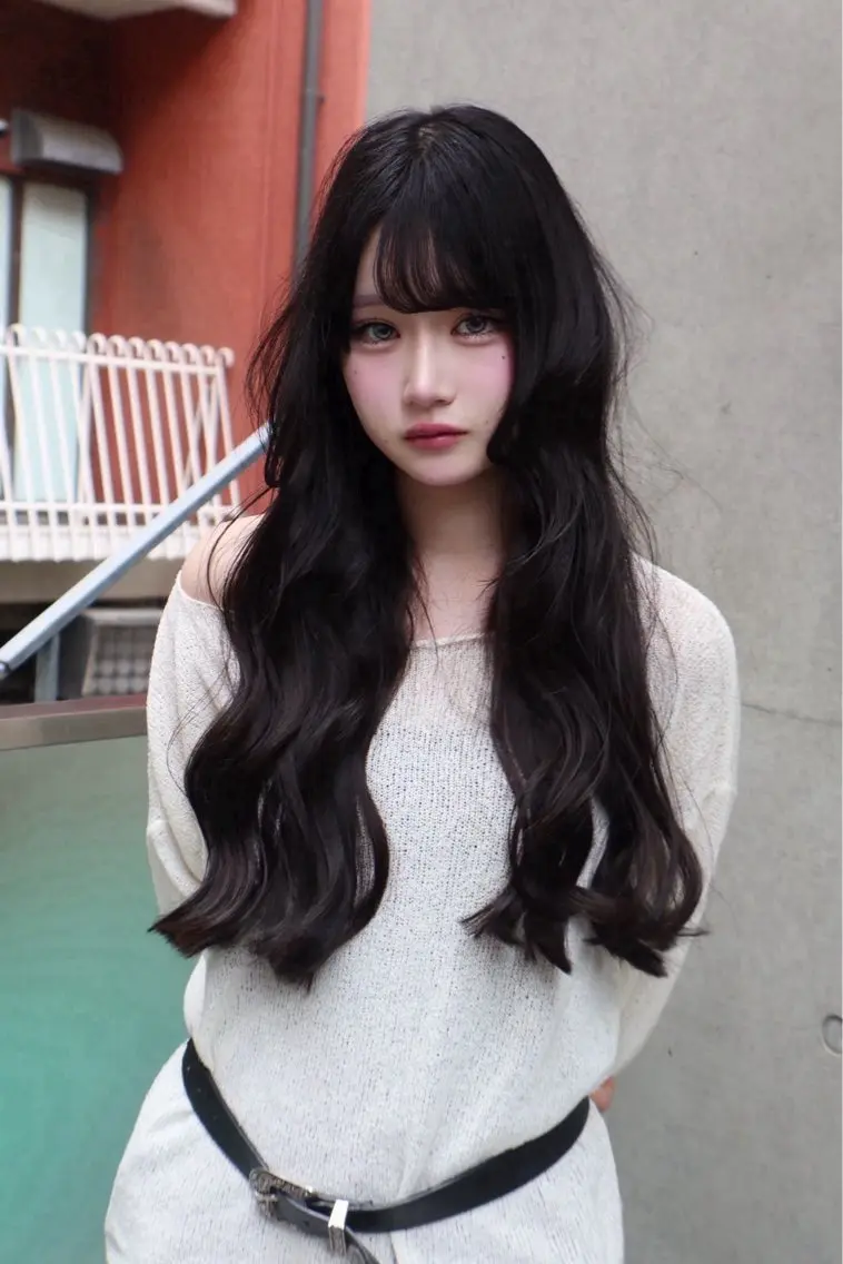 セミロング カラー 顔周りカット 韓国風ヘア レイヤーカット カット ヘアカラー レイヤー/ブリーチ iwamiya岩見谷のヘアスタイル
