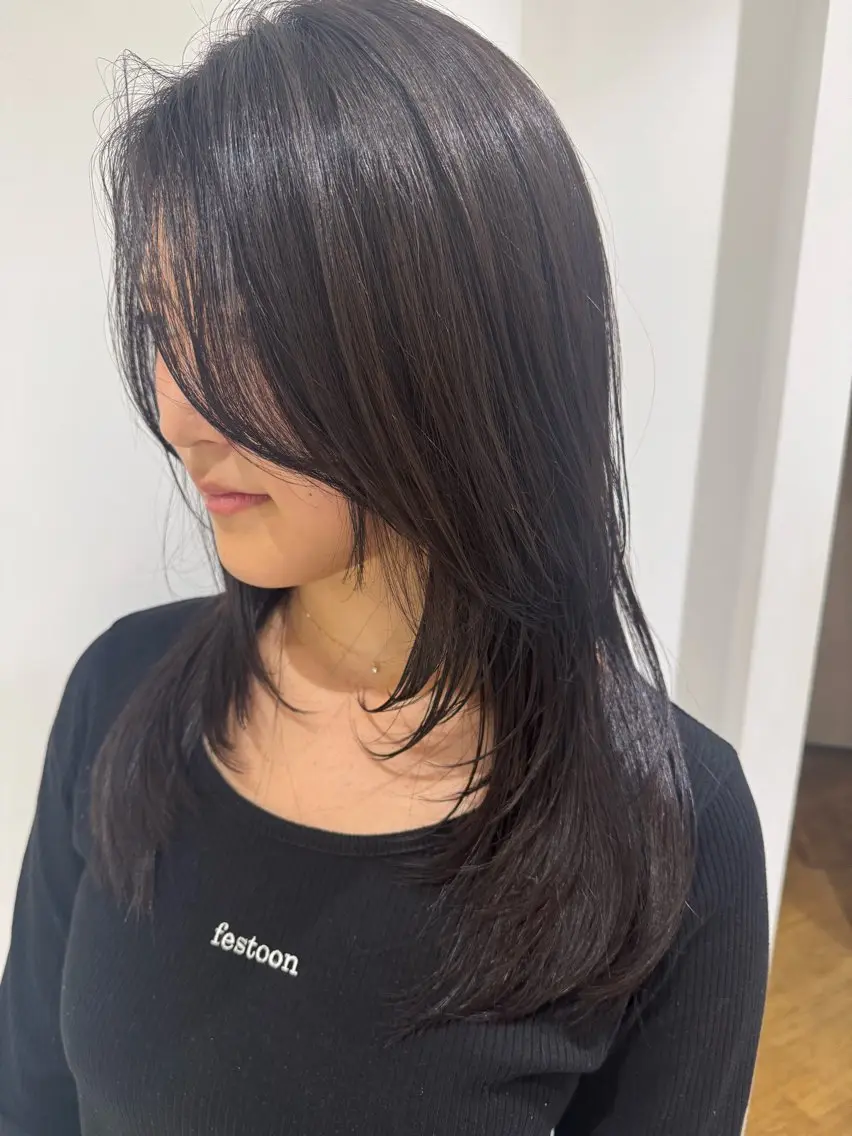 ロング 佐々木 悠安のヘアスタイル