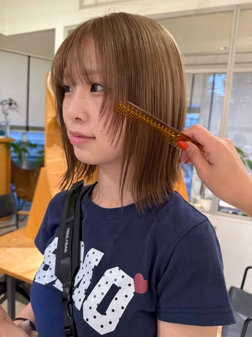 カラー ブリーチ 南部 綾音のヘアスタイル