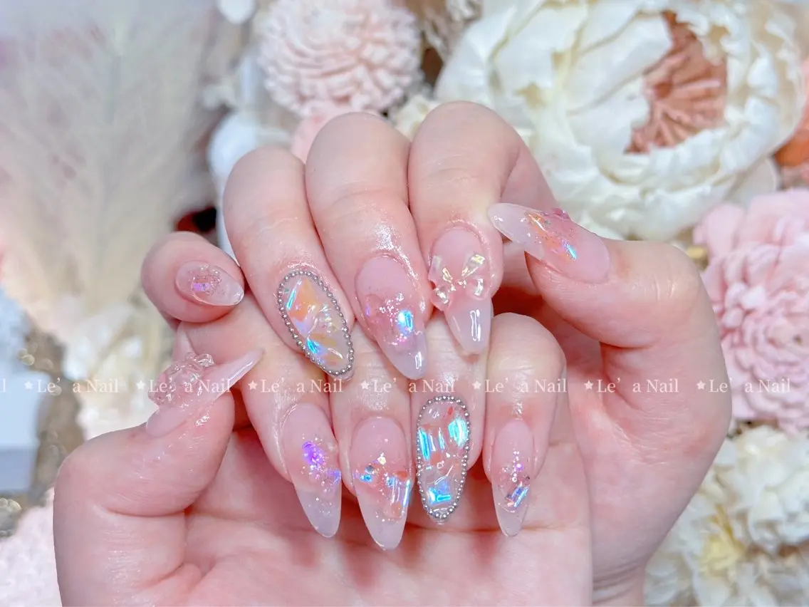 ネイル チークネイル 長さ出し フラッシュネイル フットネイル フレンチネイル ハンドネイル ハンドケア Luxe Nail Salonのネイルデザイン