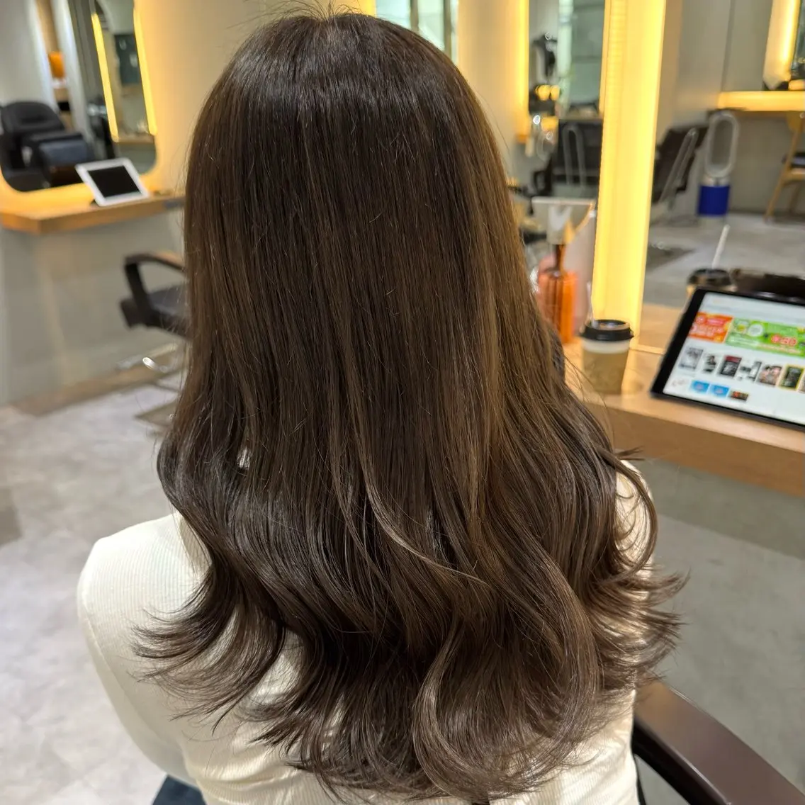 ロング カラー ヘアアレンジ ヘアカラー ブリーチなしカラー /新百合ヶ丘/安形翔のヘアスタイル