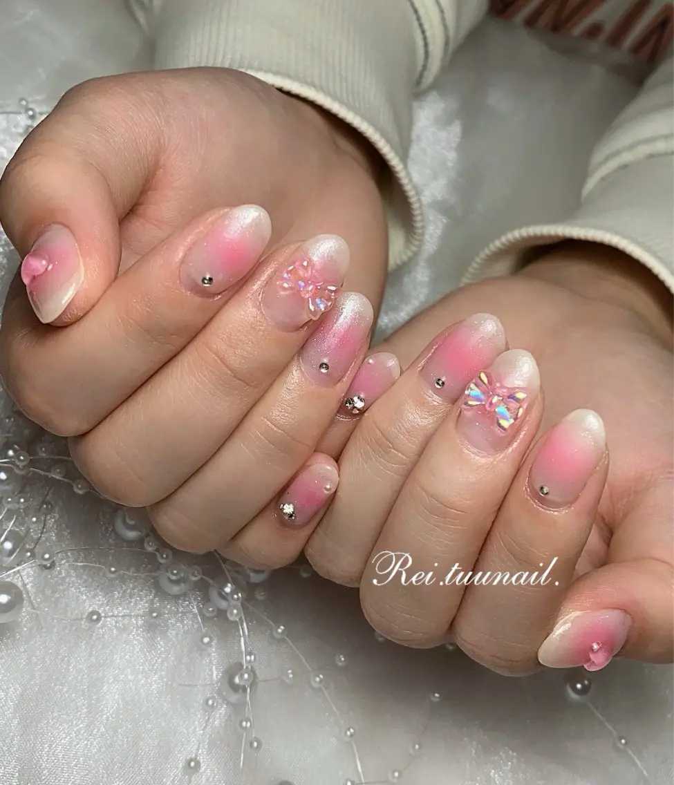 ネイル チークネイル フラッシュネイル フットネイル フレンチネイル ガラスフレンチ Nailsalon / Rei.tuuのネイルデザイン