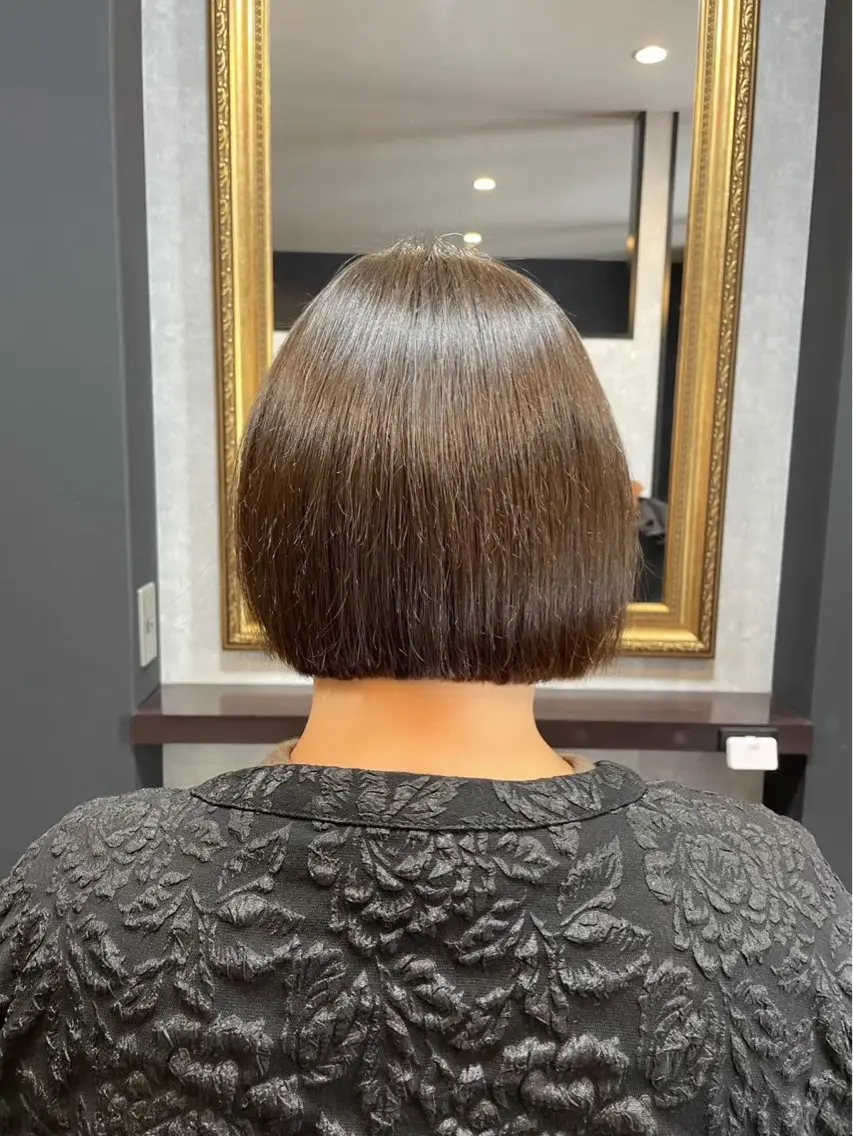 ミディアム ボブ  ︎︎ 寧音のヘアスタイル
