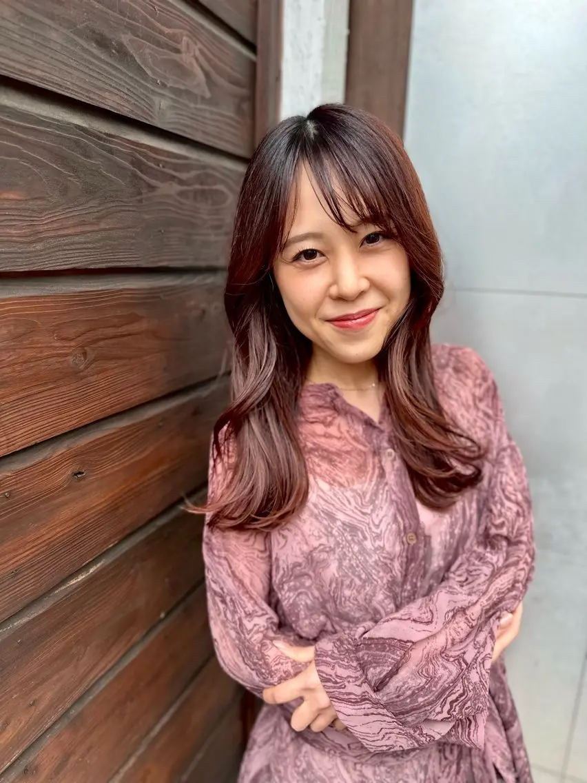 セミロング カラー ヘアアレンジ 似合わせカット 梅田 薫のヘアスタイル