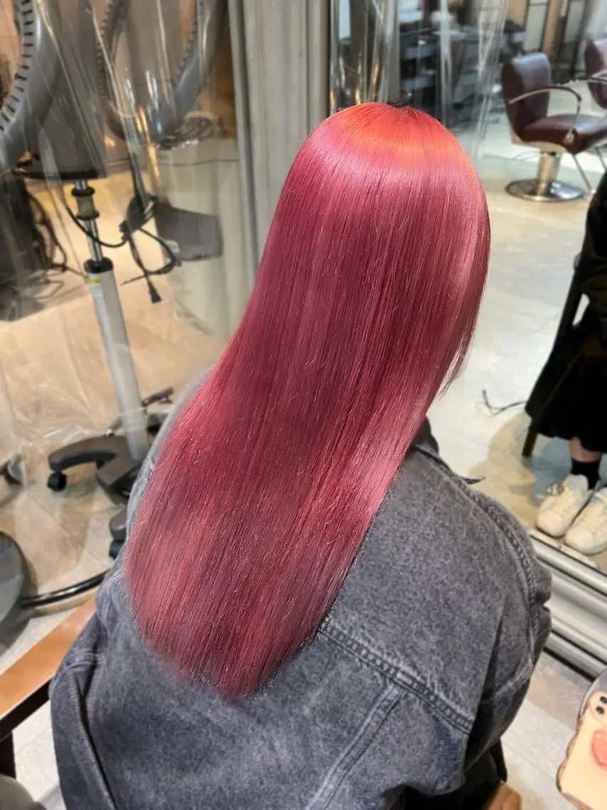 ロング カラー 🎀ハイトーン・艶 カラー HANA🎀のヘアスタイル